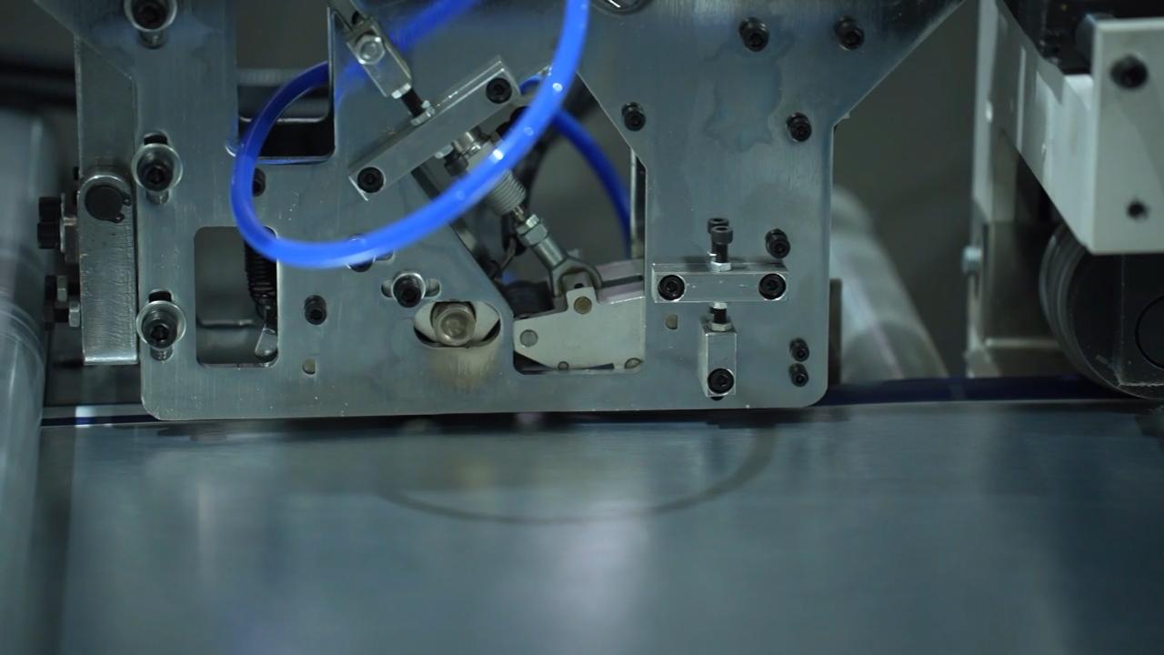 3 Indirect glue application 3 Indirect glue application