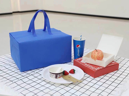 Non-woven food and beverage bags