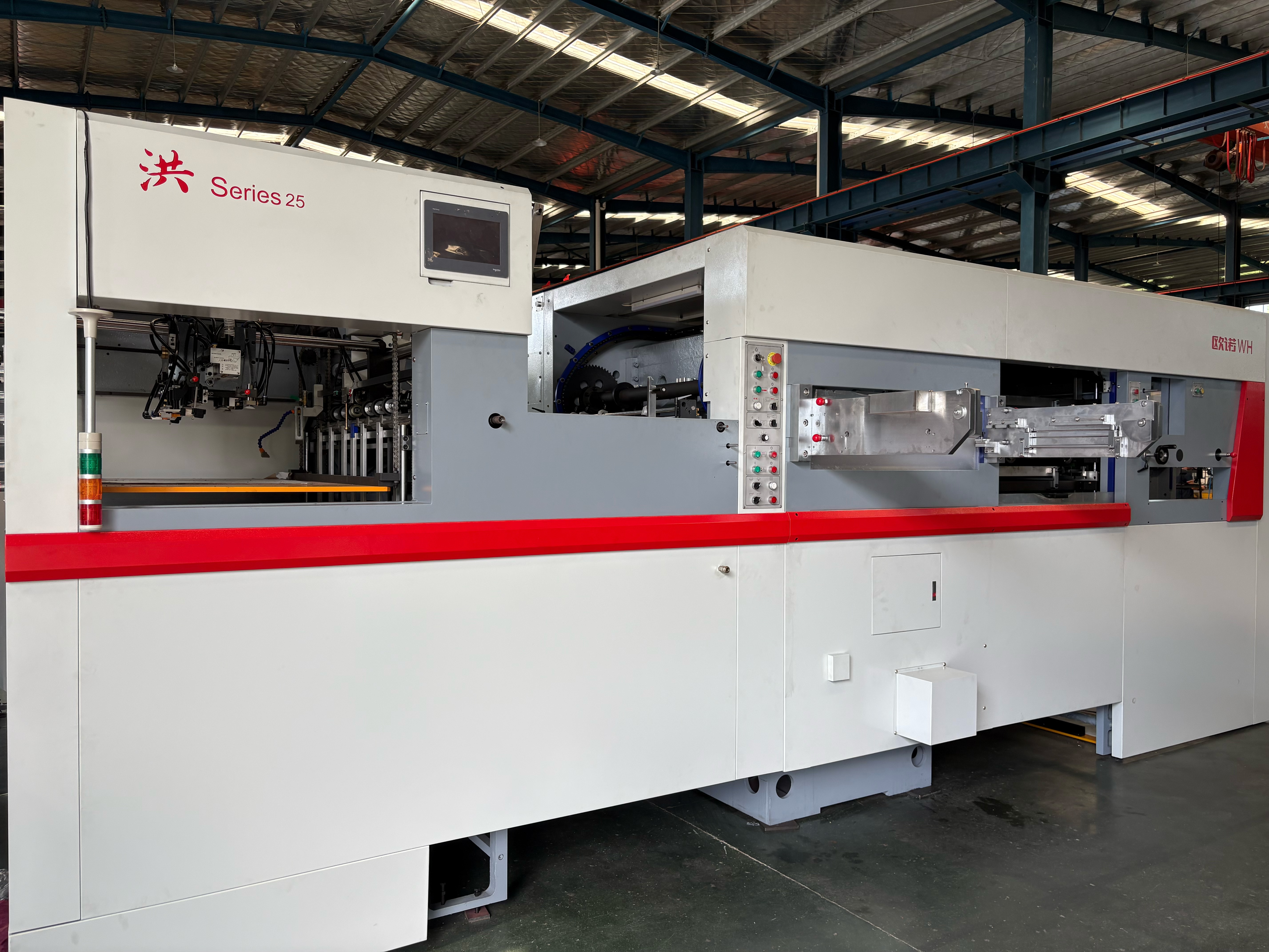 Automatic Die Cutting & Creasing Machine