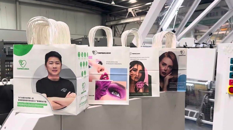 Variable Inkjet Digital Printing Rolls A400 Twisted Handle Paper Bag Machine Oyang